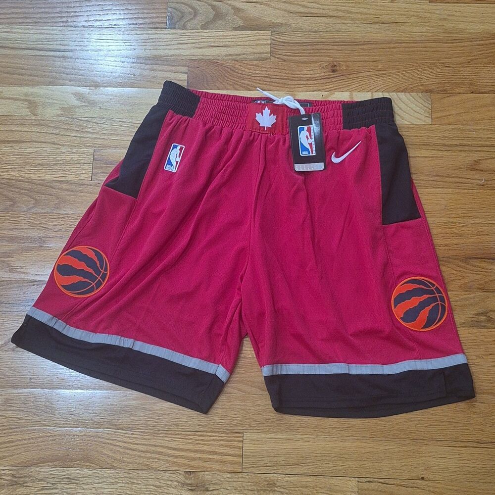 Nike Toronto Raptors NBA Basketball Shorts Size 52